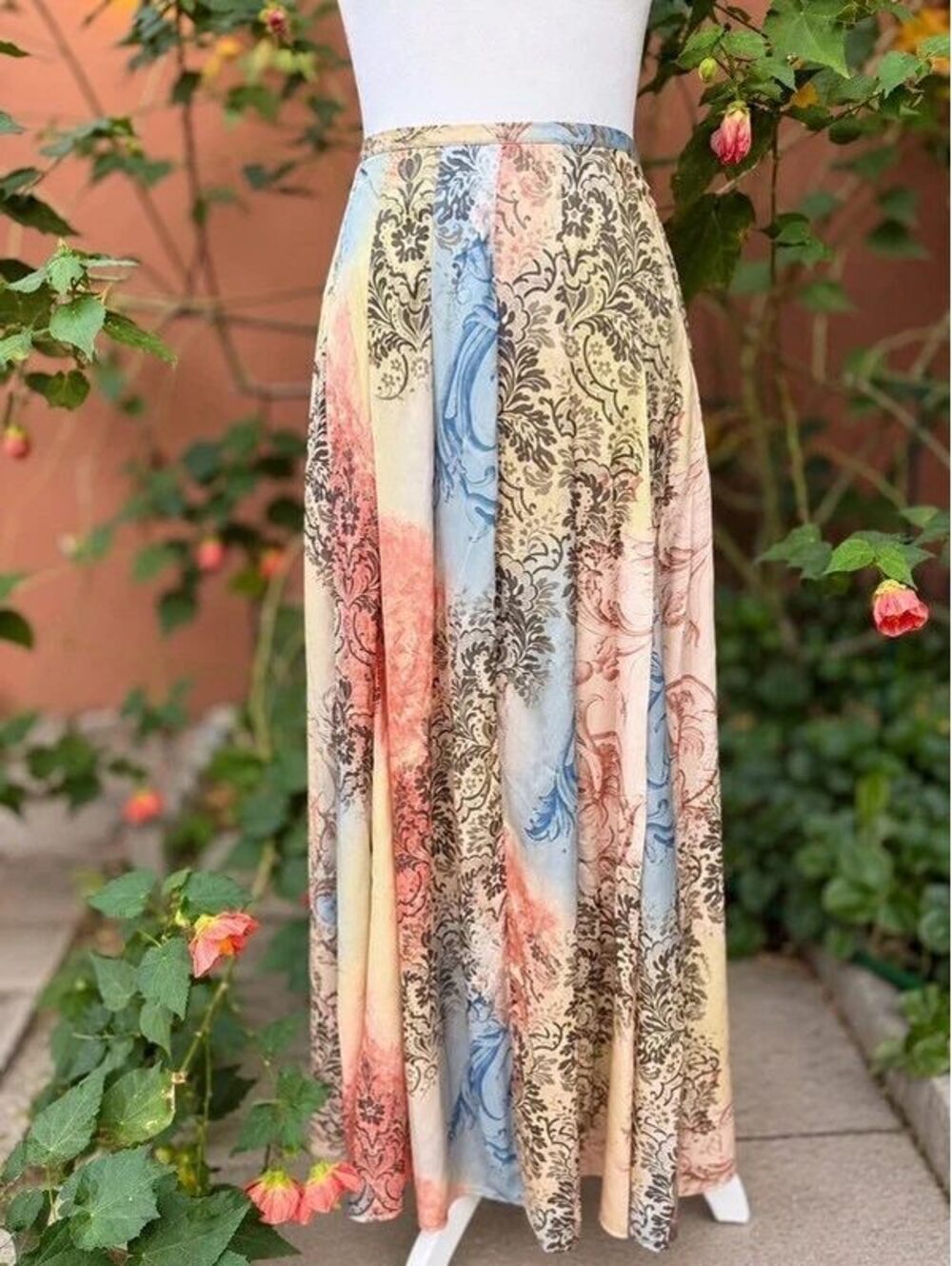 Newport News Boho Paisley Silky Soft Maxi Skirt Size 10 (Measurements Below)